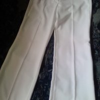 Бял дамски костюм, снимка 3 - Костюми - 25387752