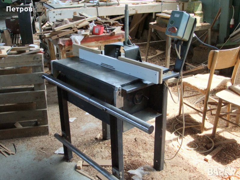 Продавам дърводелска фреза монофазна, снимка 1