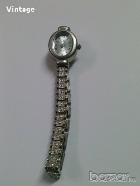 продавам ретро дамски часовник, снимка 1