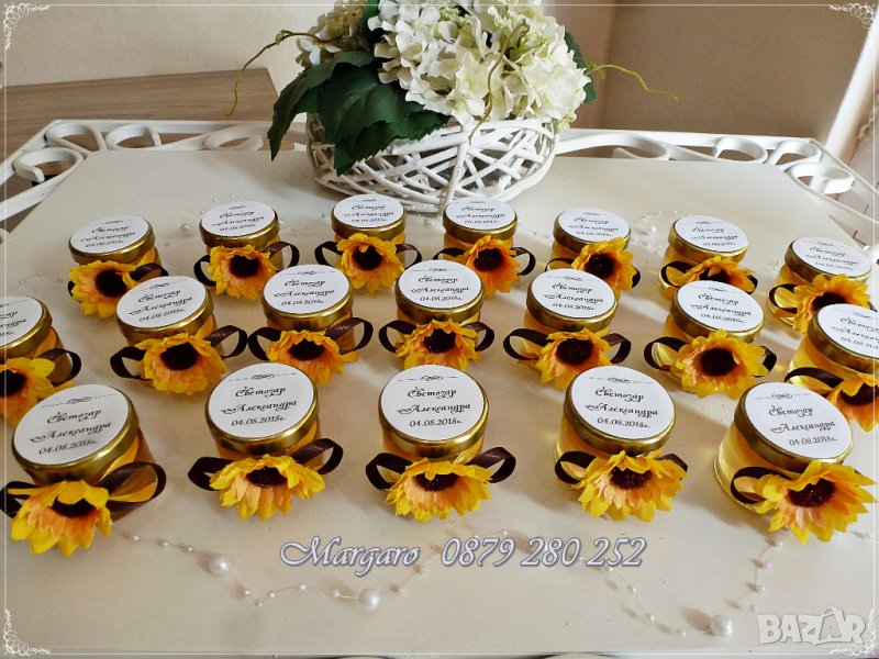 Бурканчета с мед - подаръчета за сватба, слънчогледи, снимка 1