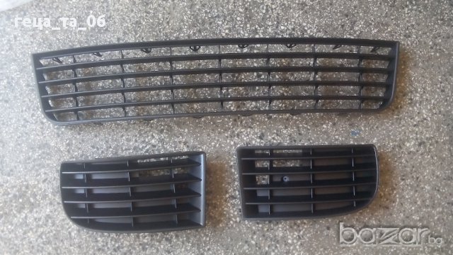 GOLF 5 решетки пр.броня без фалоген, снимка 1