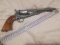 Рядък модел револвер Kolt 1860. Масивна, красива и рядка реплика на този каубойски револвер,пистолет, снимка 5