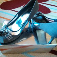 сиви велурени обувки на ток, снимка 1 - Дамски обувки на ток - 11570716
