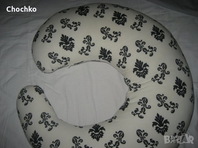 Възглавница за кърмене, снимка 2 - Аксесоари за кърмачки - 24487654