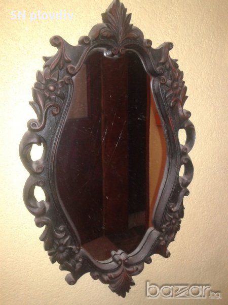Огледало с орнаментирана рамка, снимка 1