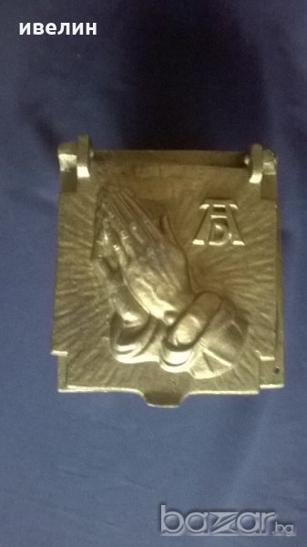 много стара метална кутия-поръчкова, снимка 1