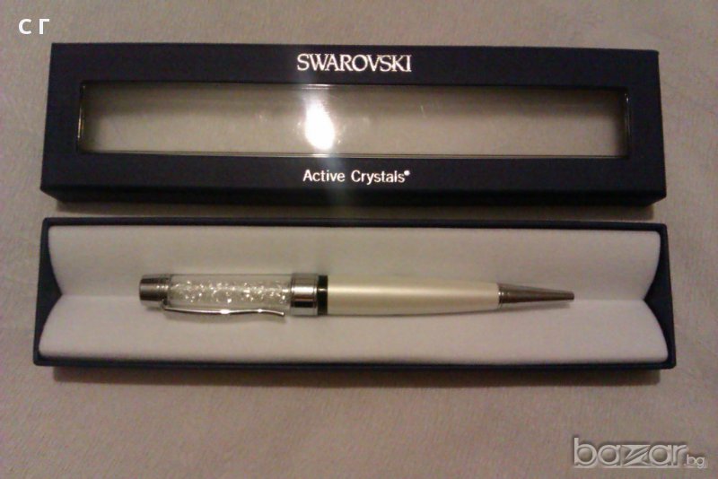 SWAROVSKI химикалка с  USB памет 4 GB , снимка 1