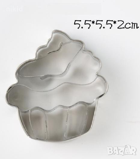 Кексче Мъфин мъфинка с прегради метален резец форма за украса с фондан захарно тесто сладки и др., снимка 1