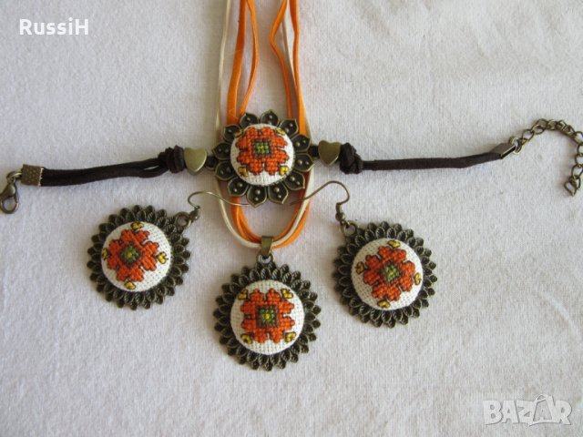 Промоция-Ръчно бродирани бижута с българска шевица, снимка 2 - Бижутерийни комплекти - 24491348