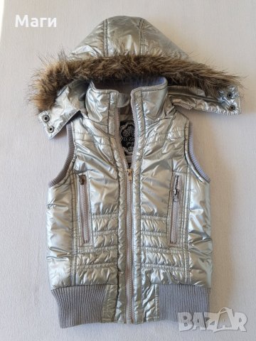 Детски елек грейка 6-7 години, снимка 2 - Детски якета и елеци - 22948772