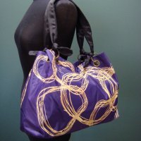Нова чанта Vera Wang Glam Princess Shopper Bag, оригинал , снимка 5 - Чанти - 19183172