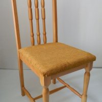 Трапезен стол Ка светъл, снимка 1 - Столове - 20031548