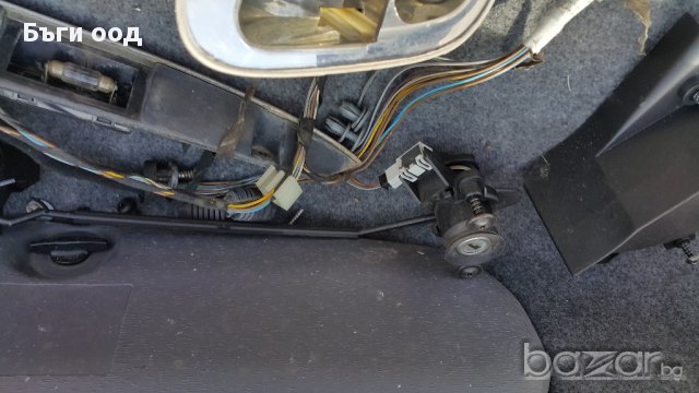 Обурудване на багажната врата за БМВ Е46, снимка 3 - Части - 14808014