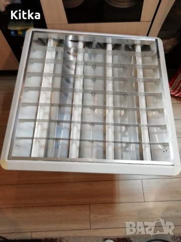 Осветително тяло за таван