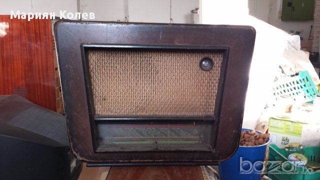 Старо радио ТЕСЛА, снимка 1 - Антикварни и старинни предмети - 16705097