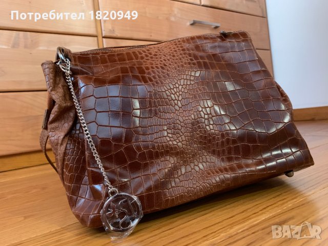 Нова дамска чанта, естествена кожа Pia Sassi Italy, снимка 7 - Чанти - 26145724