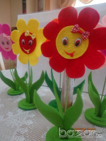 Цветя с поставка от филц, снимка 14 - Други - 7881062