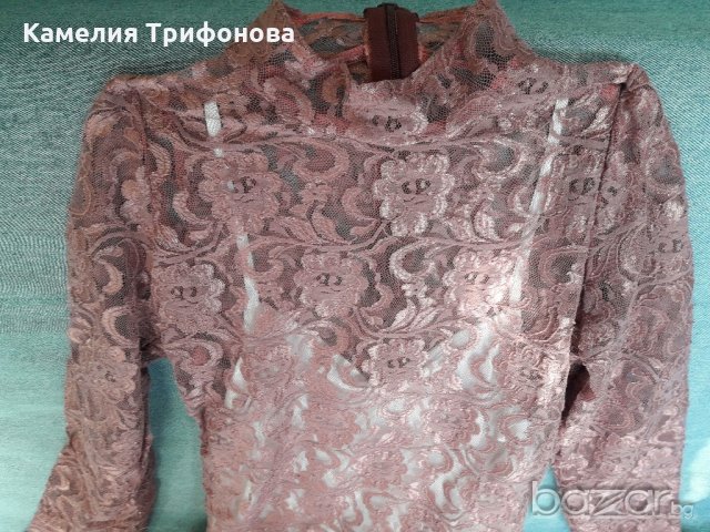 Дантелена блуза пепел от рози с изрязан гръб, снимка 1 - Туники - 21381204