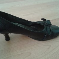 Страхотни черни обувки, снимка 5 - Дамски обувки на ток - 19373534