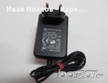 адаптор, захранване 220 волта изход  9 волта   1A,  с захр.букса 5,5мм. /2.1mm, снимка 1