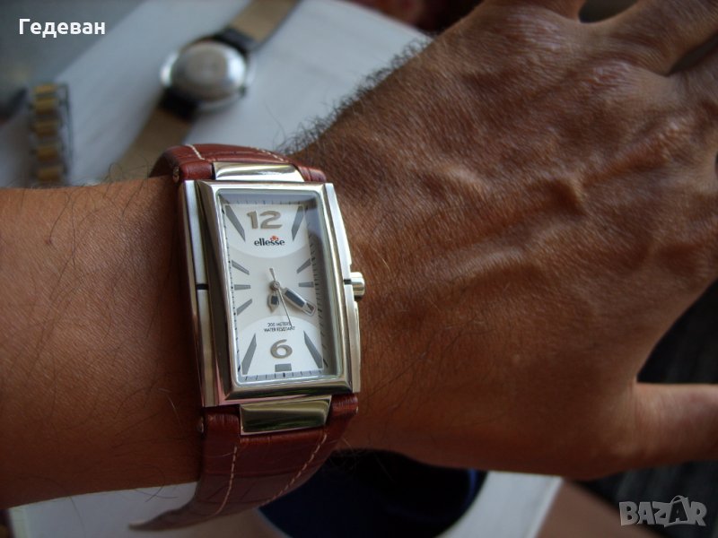 Стилен и качествен Ellesse 200m, снимка 1