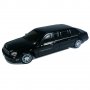 модел на автомобил от метал и пластмаса  в мащаб CADILLAC DE VILLE PRESIDENTAL LIMO 2001 1/24, снимка 2
