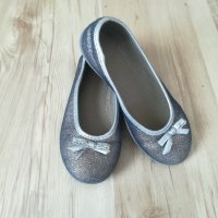 Детски сребристи обувки н.30, снимка 1 - Детски обувки - 25232907