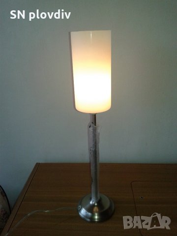 Нова Стилна лампа, снимка 2 - Настолни лампи - 23812888