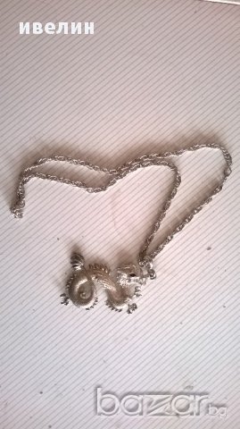 метално бижу-дракон