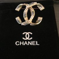 Брошка Chanel 38