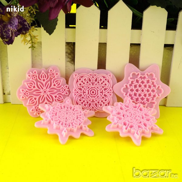 5 бр. снежинки с орнаменти за украса форми пластмасови печат фондан торта резци, снимка 1