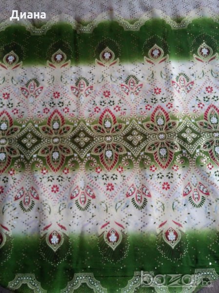 Фееричен плат подходящ за туника, шал или друго, снимка 1