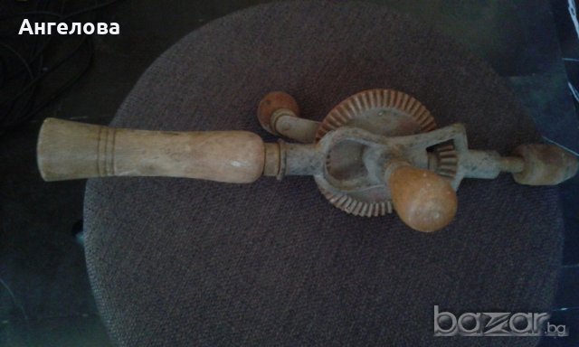 Ръчна дрелка и шмиргелче