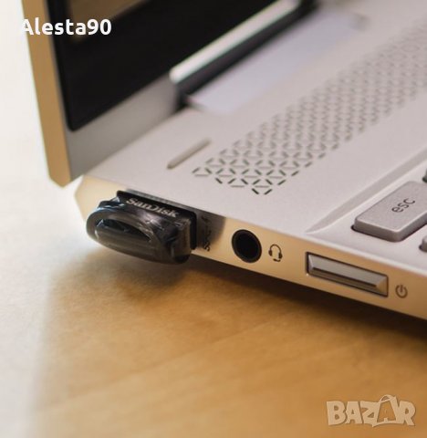 USB Sandisk Ultra Fit 3.1 - 128 GB, снимка 2 - USB Flash памети - 24868469