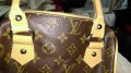 Малка чантичка на Louis Vuitton, снимка 3