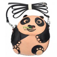 Чантичка във формата на панда, изработена от естествена кожа, снимка 1 - Чанти - 15814464