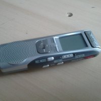 Диктофон, снимка 1 - MP3 и MP4 плеъри - 23905397