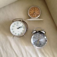 ръчни swiss,стенни Junghans и.., снимка 15 - Стенни часовници - 18433086