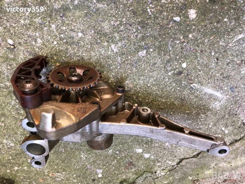 Маслена помпа Mercedes w221, снимка 1