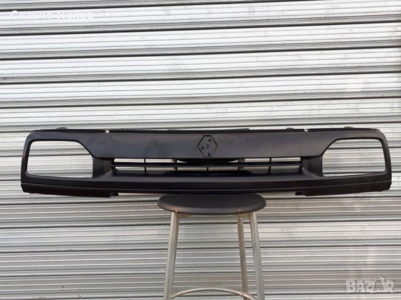 Решетка предна Рено RAPID Box Body/MPV (F40_, G40_) Експрес, снимка 1