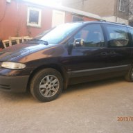 Chrysler Voyager, снимка 1 - Автомобили и джипове - 17962914