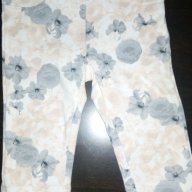 Нов панталон на цветя - ватиран 68см, снимка 1 - Панталони и долнища за бебе - 16668492