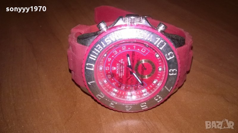 нов часовник-гумена червена каишка, снимка 1