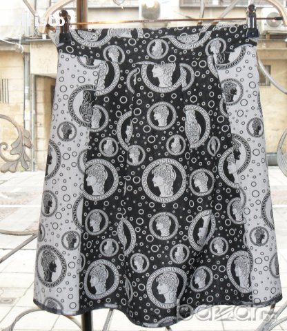 Пола точки големи фигури Уоман Монро размер С , снимка 4 - Поли - 8770642