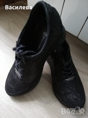 Дамска обувка, снимка 2 - Дамски ежедневни обувки - 25492346