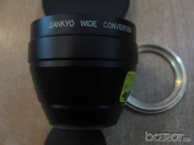 Телеконвертор японски за обективи / 52мм. х 0,75 / с преходник, снимка 3 - Обективи и филтри - 7663251