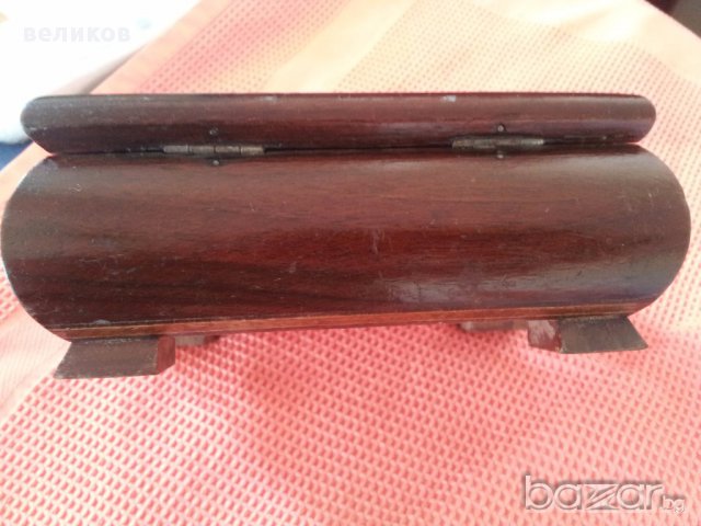 резбована бижутерийна кутия oreh, снимка 2 - Други - 12912664