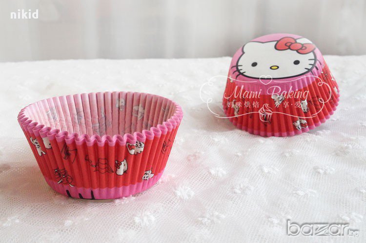 50 бр хартиени капсули hello kitty Хело Кити кошнички за кексчета мъфини парти, снимка 1