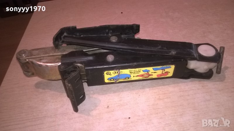 оригинален ауди и ваген-крик, снимка 1