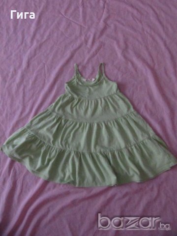 Зелена рокличка на воали 2/4г, снимка 1 - Детски рокли и поли - 18302208